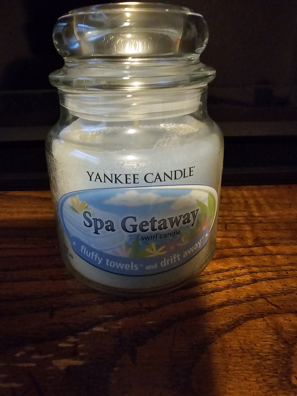 Yankee Candle Spa Getaway Jar Candle - White with Blue Label